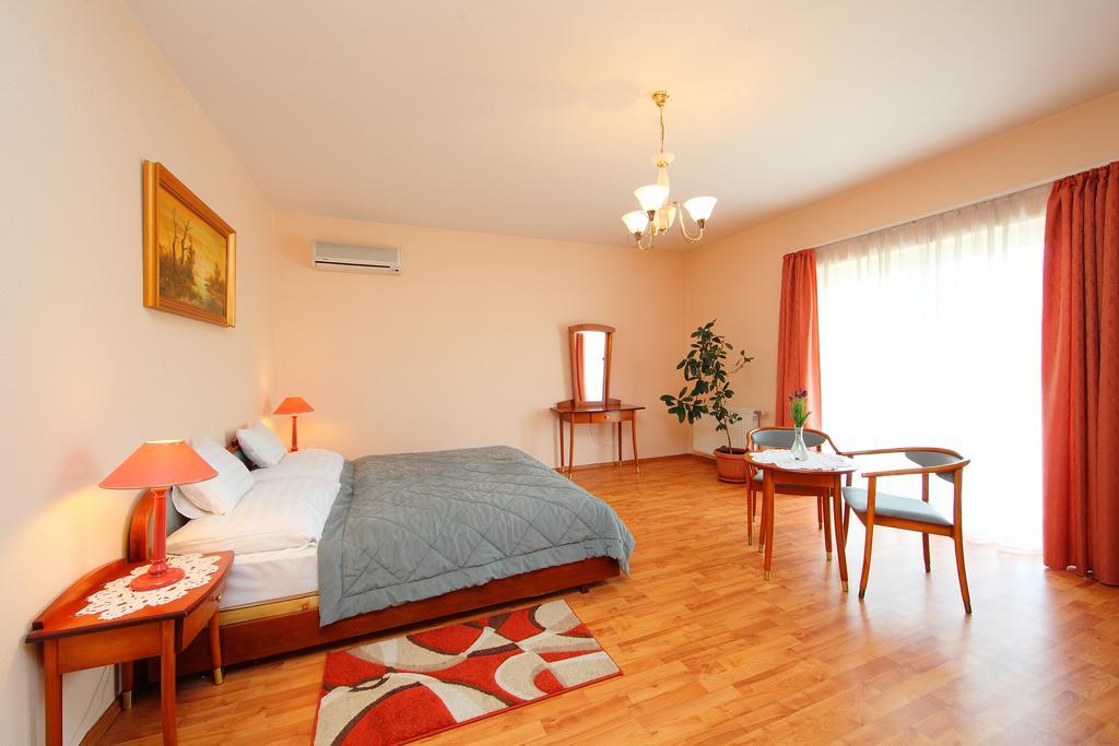 Balazs Villa Balatonfüred Habitación foto